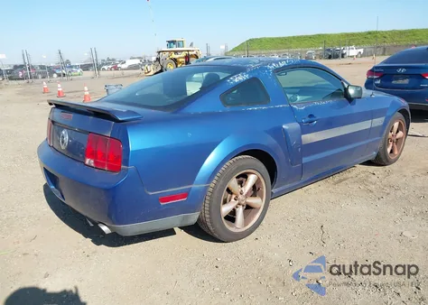 2007 Ford Mustang Gt Deluxe/Gt Premium from USA, damaged, VIN 1ZVHT82H875225935